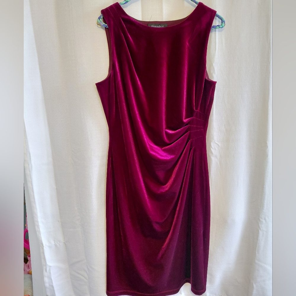 Mandee Women's Velvet Dress - Rich Burgundy